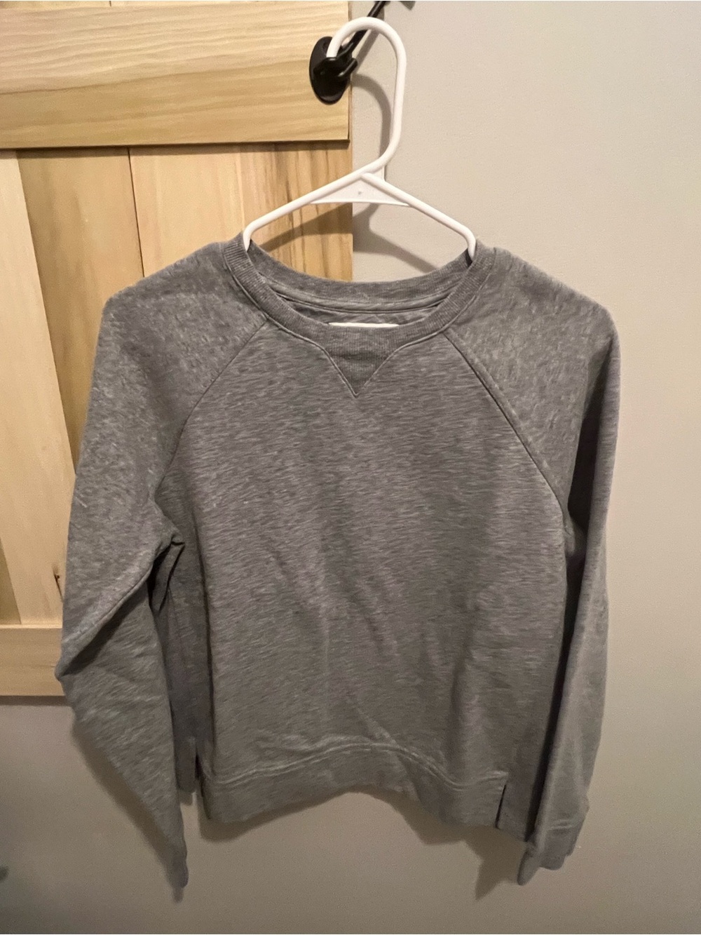 Classic Men's Grey Crewneck Sweatshirt
